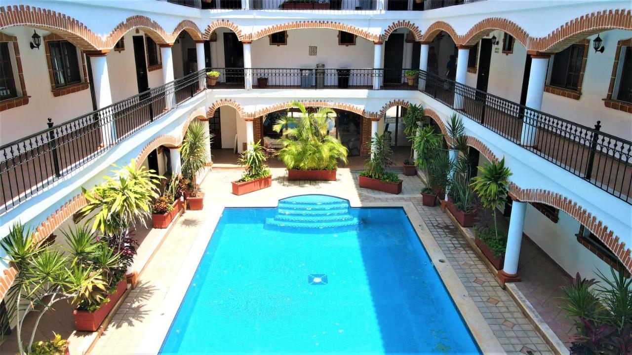 Hotel Colonial Playa Del Carmen Luaran gambar